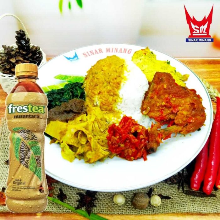 Nasi Ayam Balado Telor Dadar Frestea