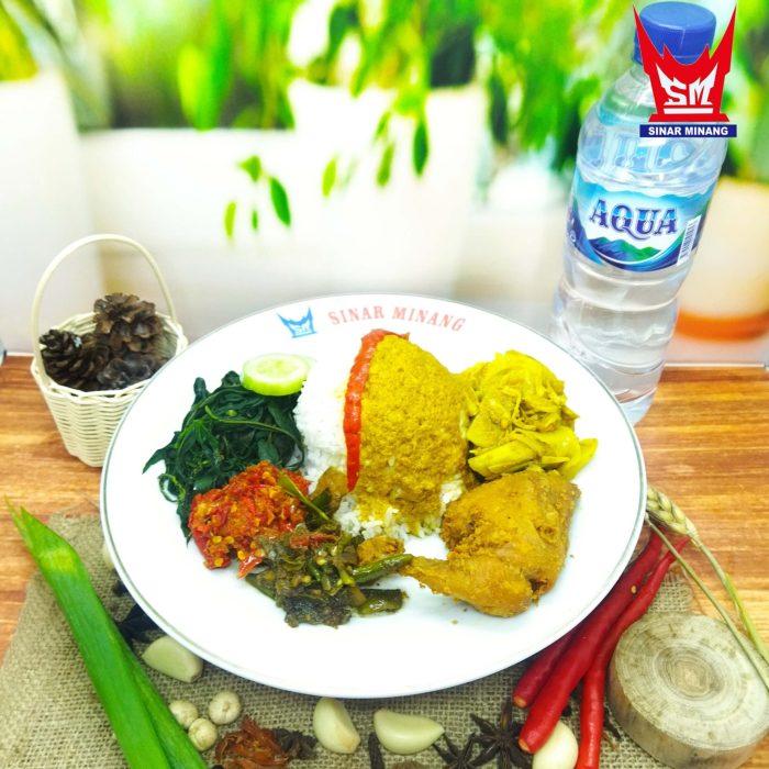 nasi ayam goreng aqua